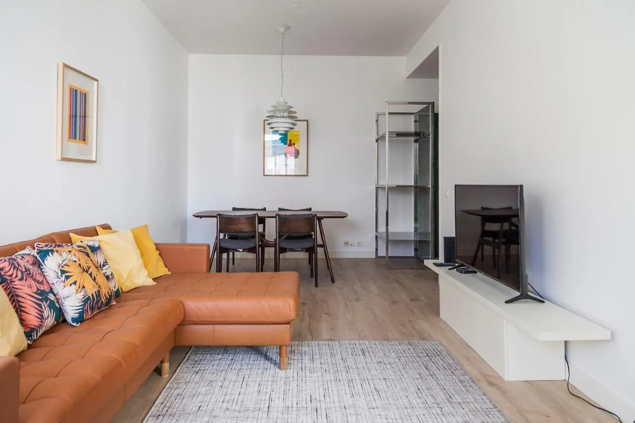 Classy 2Bdr Apartment In Downtown By Lovelystay Lisboa